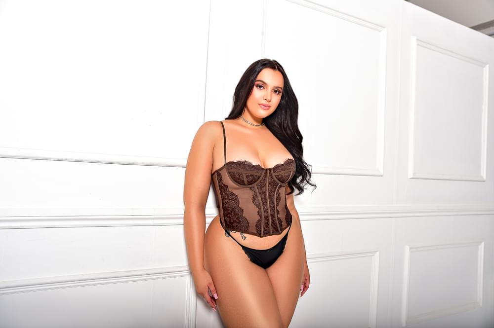 Plus size model photography studio